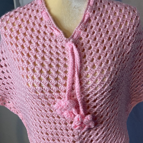 Hand crocheted pink cape poncho - Picture 7 of 7
